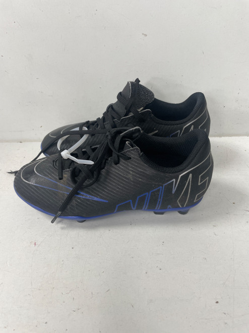 Vist Large View of Product Image Which is Used Nike MERCURIAL Soccer Cleats Black Junior 01