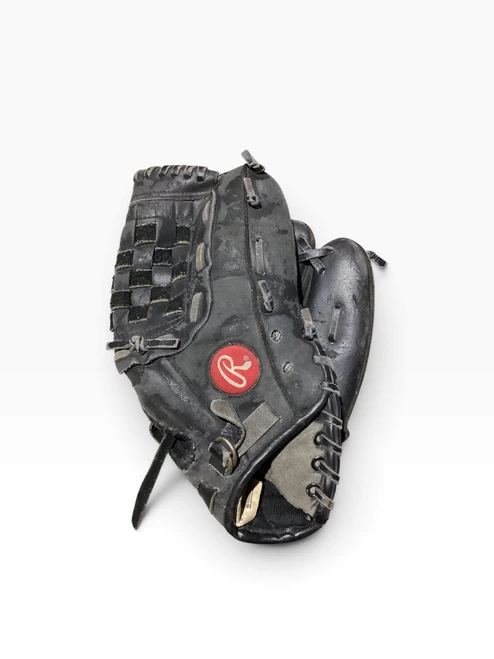 Vist Large View of Product Image Which is Used Rawlings KEN GRIFFEY  JR BB/SB Glove RH Throw Black 11"