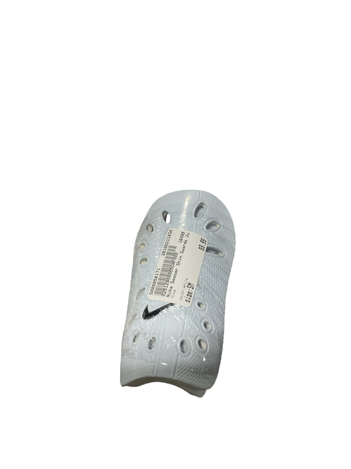Vist Large View of Product Image Which is Used Nike Soccer Shin Guards Junior White SM