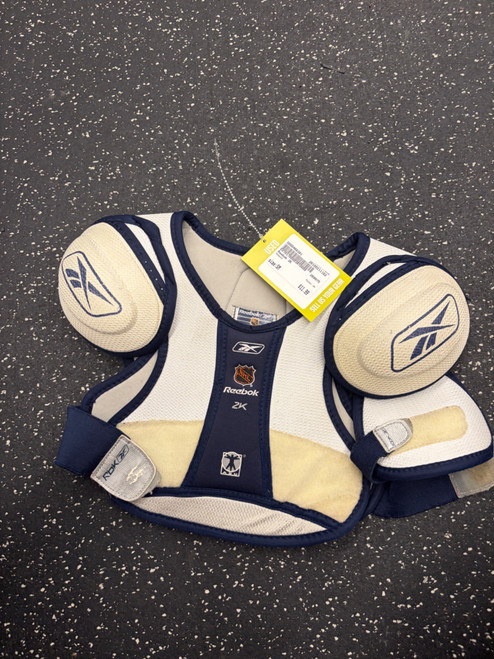Vist Large View of Product Image Which is Used Reebok 2K Youth Shoulder Pads SM