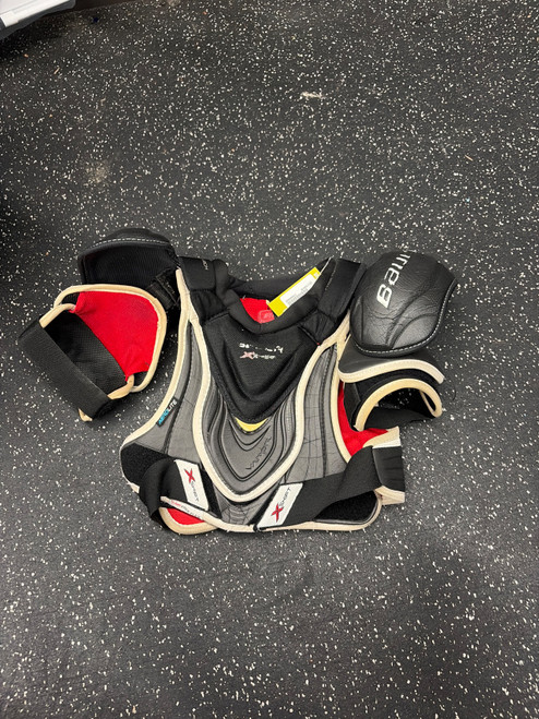 Vist Large View of Product Image Which is Used Bauer X SHIFT Junior Shoulder Pads MD