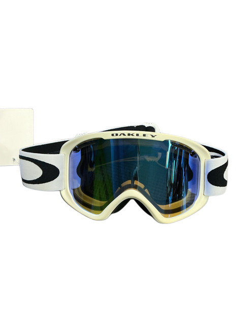Vist Large View of Product Image Which is Used Oakley Outerwear Other A White MD