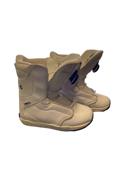 Vist Large View of Product Image Which is Used Capix CAPIX BOA Womens Snowboard Boots White Senior 6