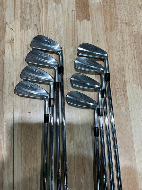 Vist Large View of Product Image Which is Used Titleist 660 FORGED Mens Iron Set RH 3I-PW