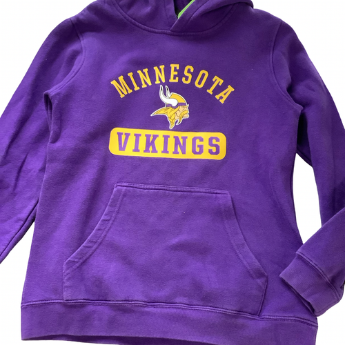 Vist Large View of Product Image Which is Used Outerwear Heavy Jacket M Purple MD