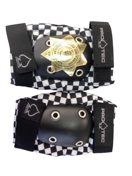 Vist Large View of Product Image Which is Used Pro-Tec Inline Elbow Pads Black MD