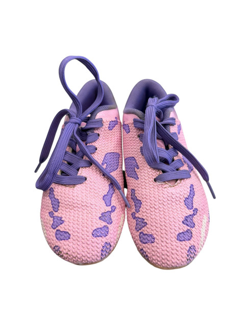 Vist Large View of Product Image Which is Used Dream Pairs Soccer Cleats Pink Youth 13.0