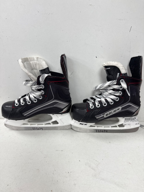 Vist Large View of Product Image Which is Used Bauer VAPOR XEDGE Youth Hockey Skate Youth 13.0