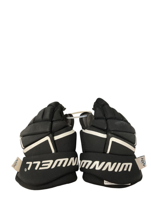 Vist Large View of Product Image Which is Used WinnWell AMP 500 10HG Junior Gloves Black 10"