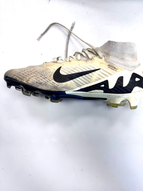 Vist Large View of Product Image Which is Used Nike Soccer Cleats White Senior 10