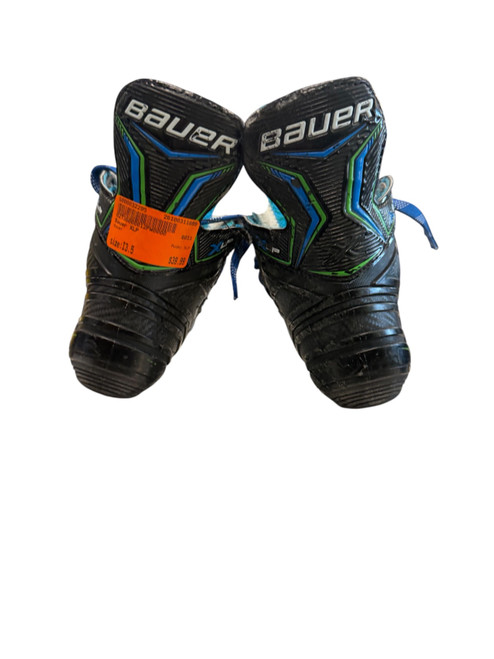 Vist Large View of Product Image Which is Used Bauer XLP Intermediate Hockey Skate Intermediate 3.5