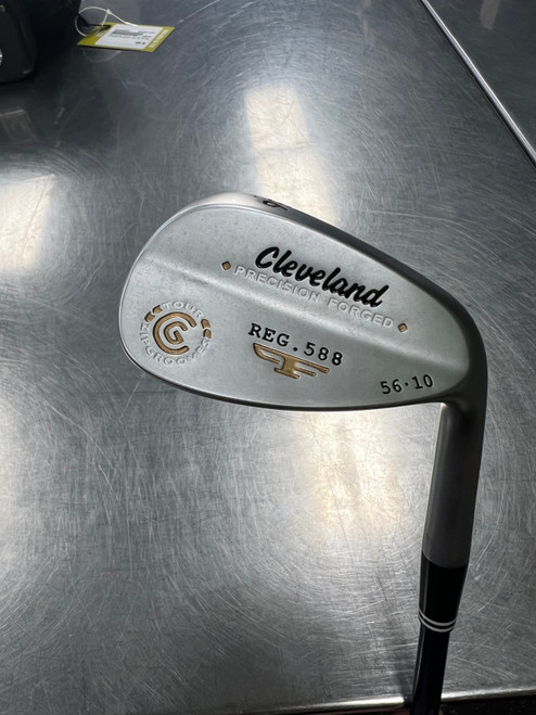 Vist Large View of Product Image Which is Used Cleveland REG. 588 Golf Wedge Mens RH 56 Degree