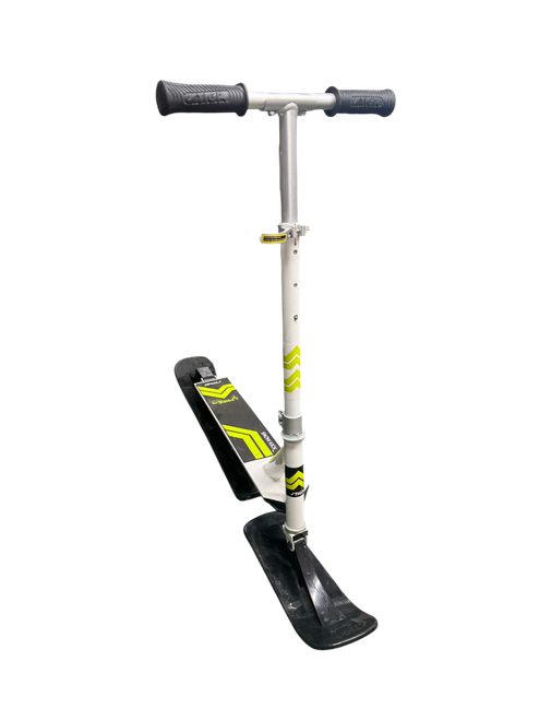Vist Large View of Product Image Which is Used Snow Toy
