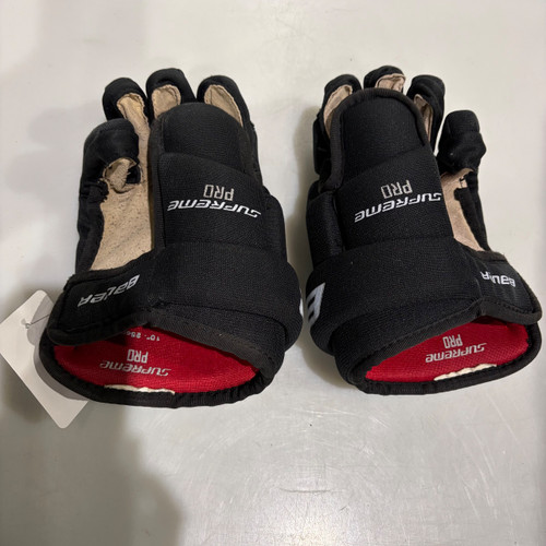 Vist Large View of Product Image Which is Used Bauer SUPREME PRO Junior Gloves Black 10"