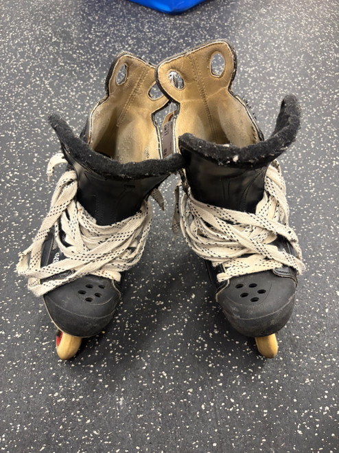 Vist Large View of Product Image Which is Used Mission PROTO V Senior Rec Fitness Skates Black Senior 9