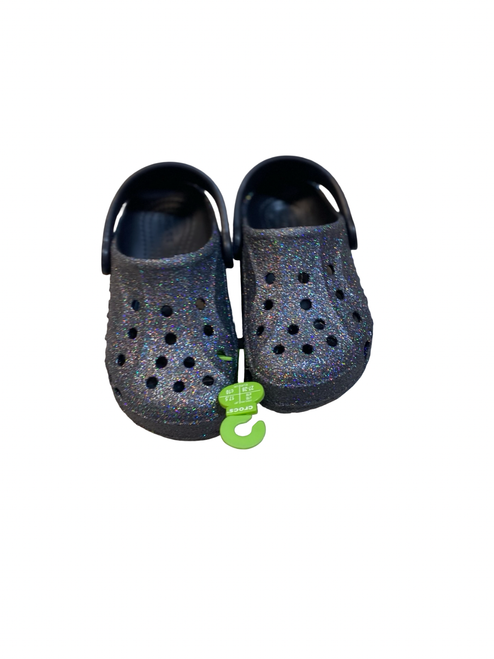 Vist Large View of Product Image Which is Used Crocs Sandals Y Youth 10.0