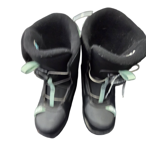 Vist Large View of Product Image Which is Used K2 LIL KAT GIRLS BOA SNOWBOARDS BOOTS Girls Snowboard Boots Black Junior 02
