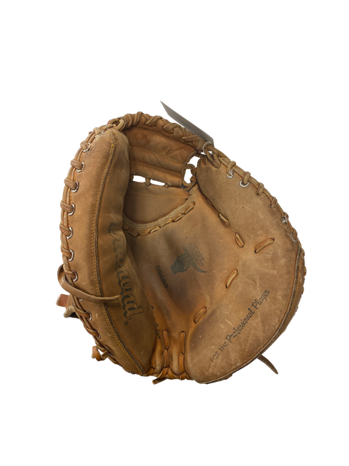 Vist Large View of Product Image Which is Used Diamond D6000 BB/SB Catchers RH Throw Brown 32 1/2"