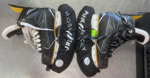 Vist Large View of Product Image Which is Used Bauer S27 Junior Hockey Skate Junior 02.5