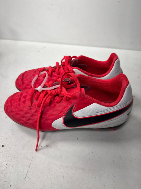 Vist Large View of Product Image Which is Used Nike TIEMPO Soccer Cleats White And Red Junior 04.5