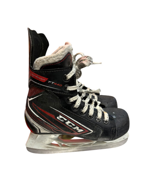 Vist Large View of Product Image Which is Used CCM FT440 Youth Hockey Skate Youth 13.0