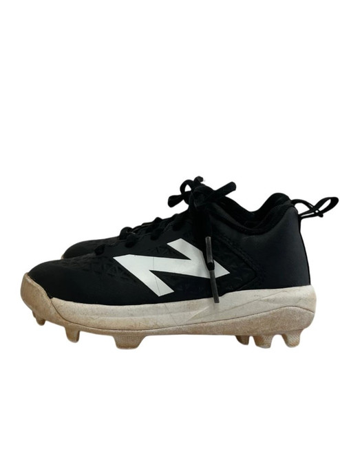 Vist Large View of Product Image Which is Used New Balance 4040 Yth 11 BB/SB Cleats Black