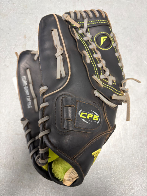 Vist Large View of Product Image Which is Used Franklin FIELDMASTER BB/SB Glove LH Throw Black 12"