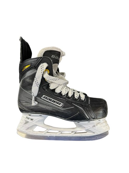 Vist Large View of Product Image Which is Used Bauer SUPREME 170 Junior Hockey Skate Junior 03