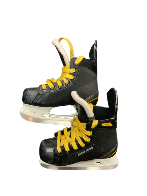 Vist Large View of Product Image Which is Used Bauer SUPREME 140 Youth Hockey Skate Youth 13.0