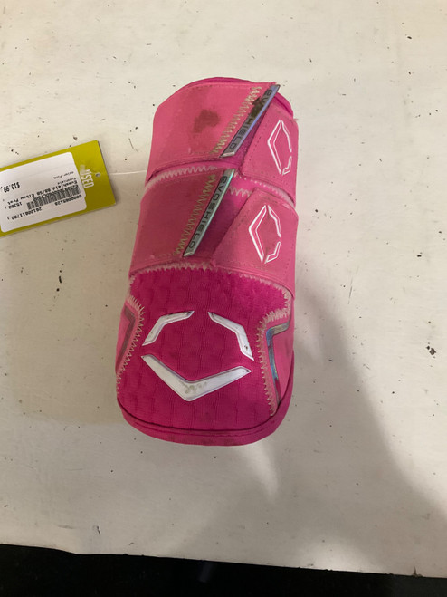 Vist Large View of Product Image Which is Used Evoshield BB/SB Elbow Protector Pink