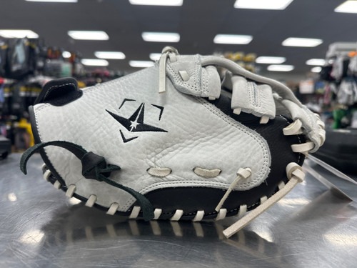 Vist Large View of Product Image Which is New ALL-STAR FUTURE STAR FASTPITCH MITT-34"