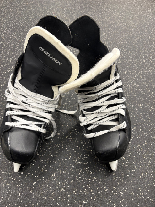Vist Large View of Product Image Which is Used Bauer SUPREME 140 Senior Hockey Skate Senior 10