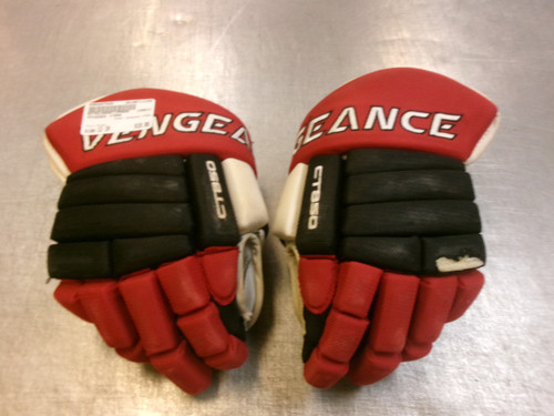 Vist Large View of Product Image Which is Used VENGENCE CT850 Senior Gloves Black 13"
