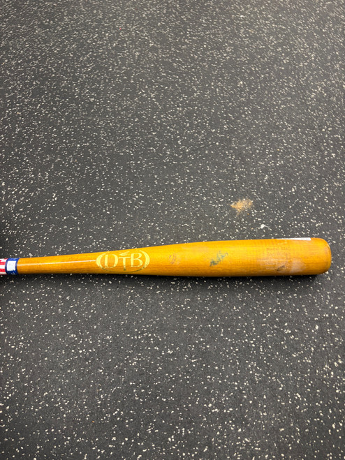 Vist Large View of Product Image Which is Used DTB MODEL 174 PRO SERIES ROCK MAPLE BB/SB Wood Bat 34"