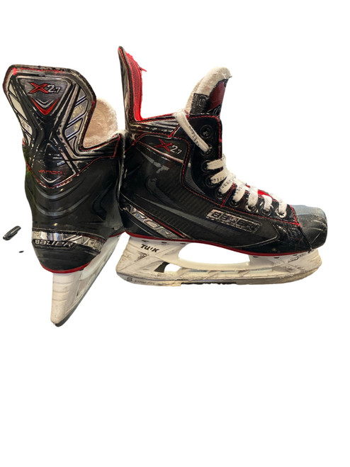 Vist Large View of Product Image Which is Used Bauer VAPOR X2.7 SKATE Intermediate Hockey Skate Intermediate 5.0