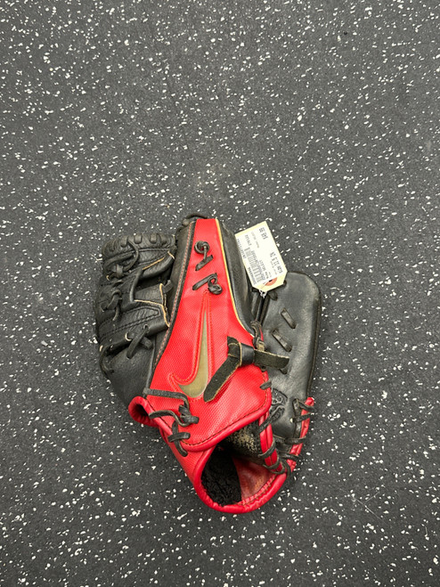 Vist Large View of Product Image Which is Used Nike SWINGMAN BB/SB Glove RH Throw Black 11 1/2"