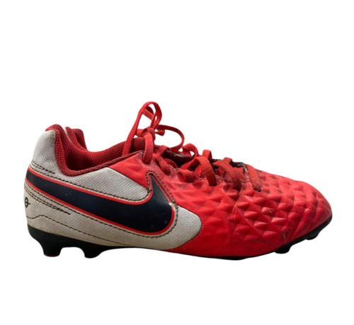 Vist Large View of Product Image Which is Used Nike Soccer Cleats Red Junior 02
