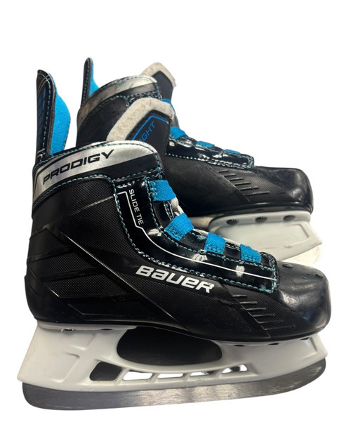 Vist Large View of Product Image Which is Used Bauer PRODIGY Youth Hockey Skate Youth 11.5