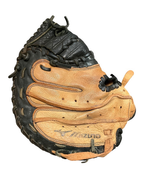 Vist Large View of Product Image Which is Used MIZUNO PROSPECT CATCHERS GLOVE BB/SB Catchers RH Throw Black 29 1/2"
