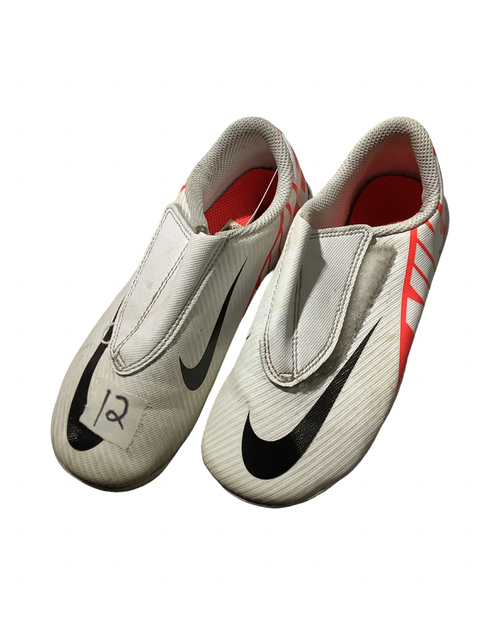 Vist Large View of Product Image Which is Used Nike Soccer Cleats White Youth 12.0