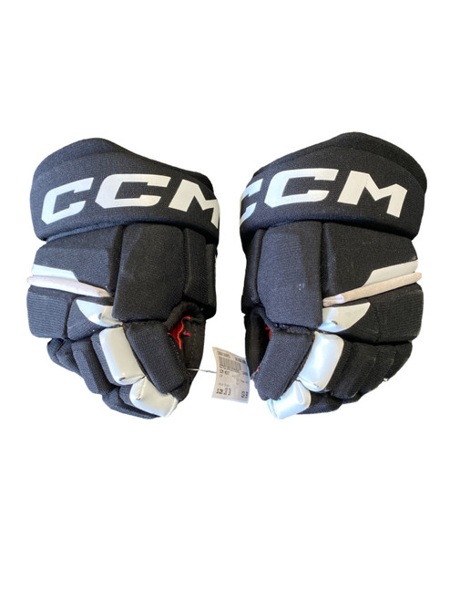 Vist Large View of Product Image Which is Used CCM NEXT Youth Gloves Black 10"