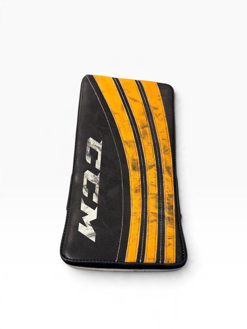 Vist Large View of Product Image Which is Used CCM EXTREME FLEX PRO Senior Goalie Catcher Black And Gold