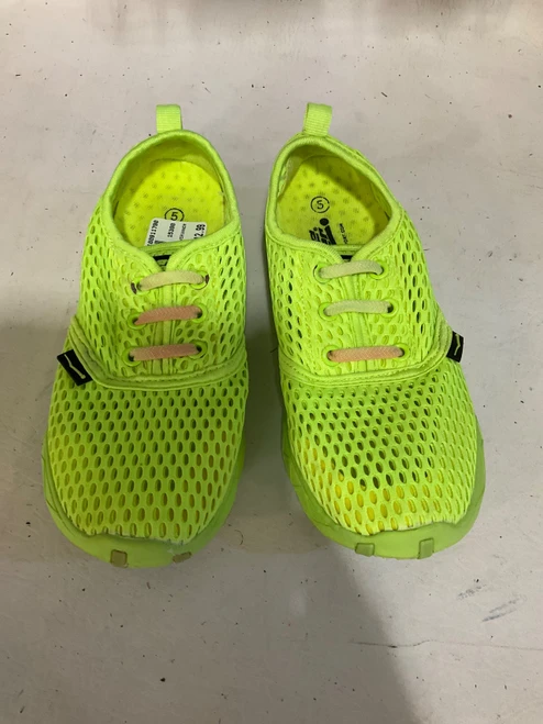 Vist Large View of Product Image Which is Used WAVERUNNER Water Shoes Y Optic Yellow Junior 05