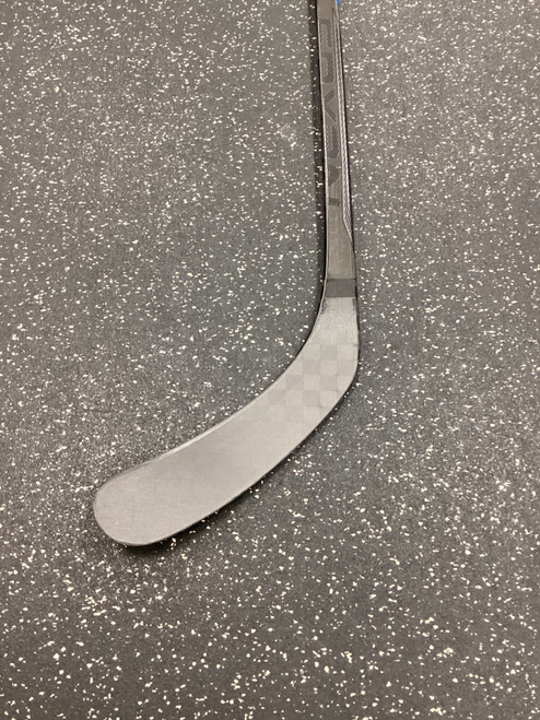 Vist Large View of Product Image Which is Used Bauer BAUER NEXUS LEAGUE Senior One Piece Right 70 Flex