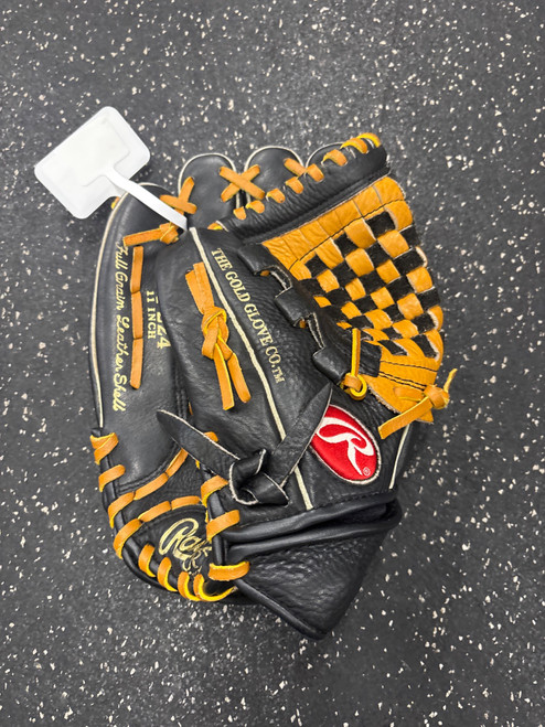 Vist Large View of Product Image Which is Used Rawlings PP224 BB/SB Glove LH Throw Black 11"