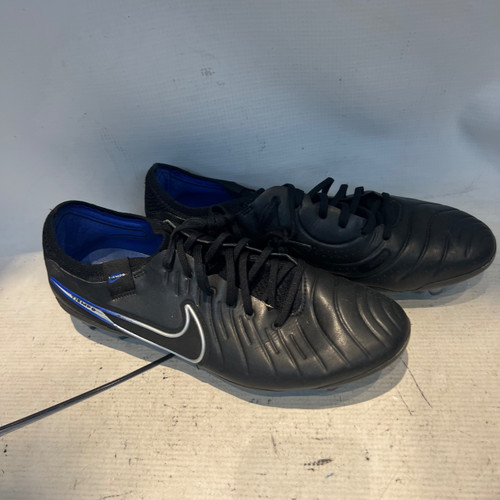 Vist Large View of Product Image Which is Used Nike Soccer Cleats Black Senior 9