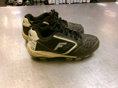 Vist Large View of Product Image Which is Used Franklin RUBBER BB/SB Cleats Black Junior 01