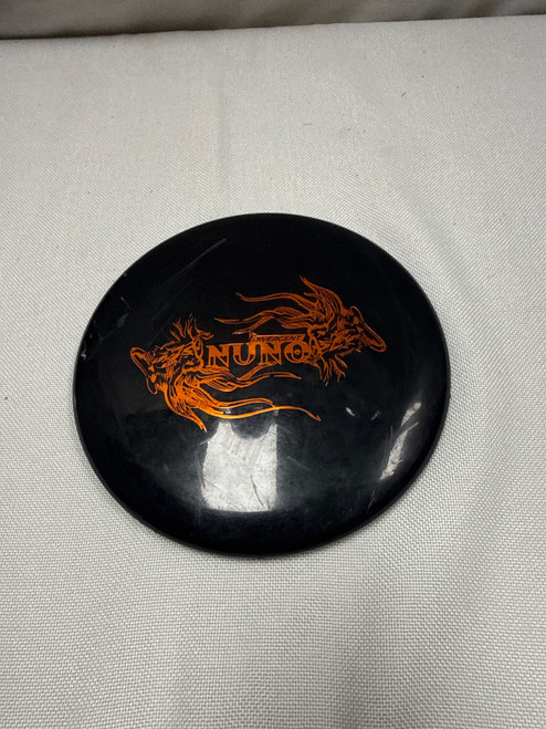 Vist Large View of Product Image Which is Used NUNO Disc Golf Putter Black