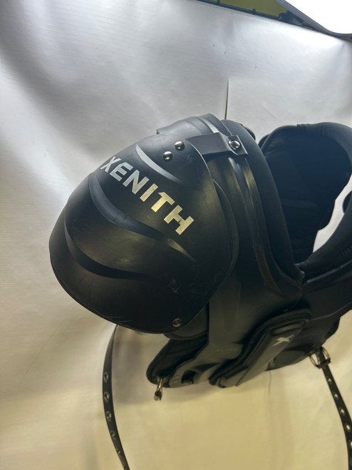 Vist Large View of Product Image Which is Used Xenith XENITH FB Shoulder Pads None MD