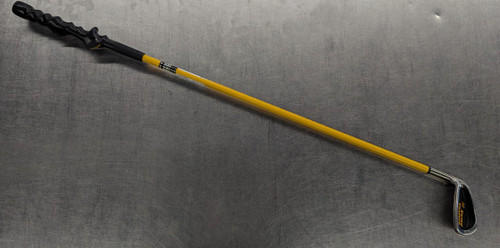 Vist Large View of Product Image Which is Used Momentus TRAINING PUTTER Swing Aid